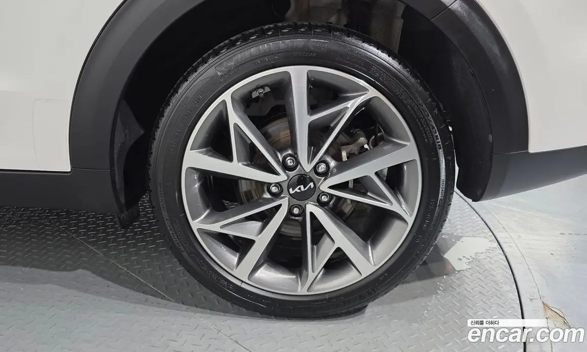 Kia Niro 2021 1.6 автомат (гидро), фото 7
