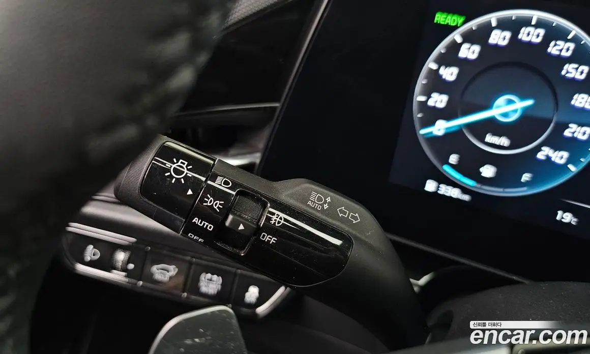 Kia Niro 2022 1.6 автомат (гидро), фото 29