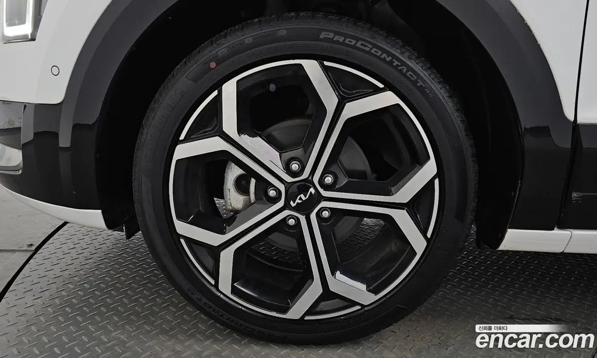 Kia Niro 2022 1.6 автомат (гидро), фото 4