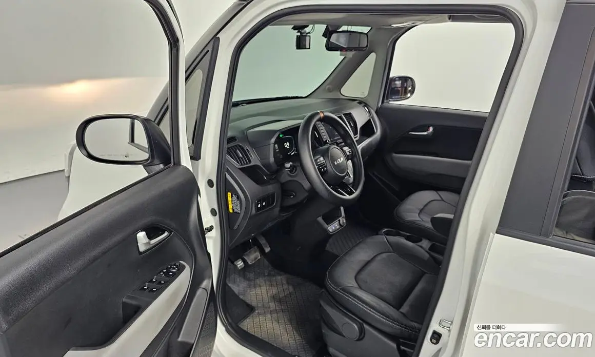 Kia Ray 2024 1.0 автомат (гидро), фото 13