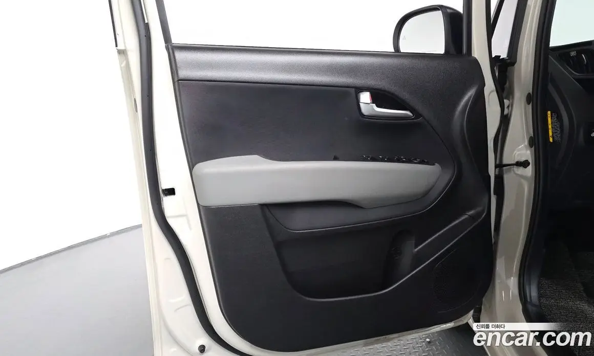 Kia Ray 2025 1.0 автомат (гидро), фото 13