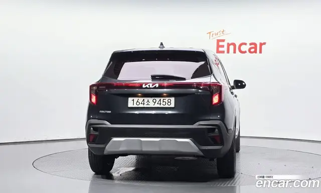 Kia Seltos 2023 2.0 автомат (гидро), миниатюра 3