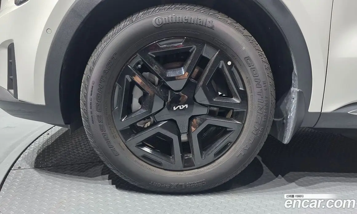 Kia Sorento 2024 1.6 автомат (гидро), фото 5