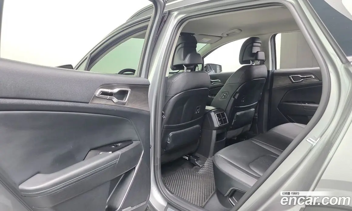 Kia Sportage 2022 2.0 автомат (гидро), фото 28