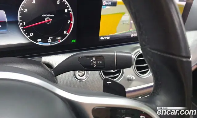 Mercedes-Benz E-Class 2018 2.0 автомат (гидро), миниатюра 12