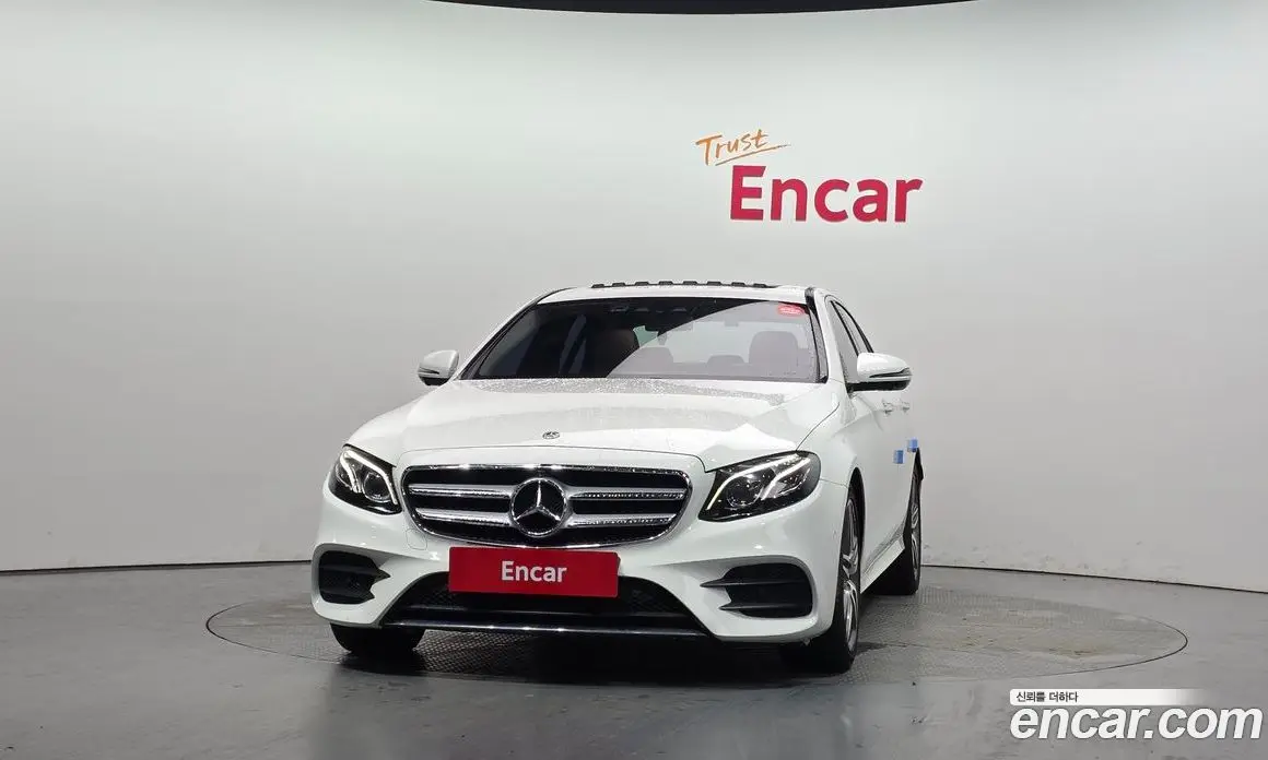 Mercedes-Benz E-Class 2018 2.0 автомат (гидро), фото 3