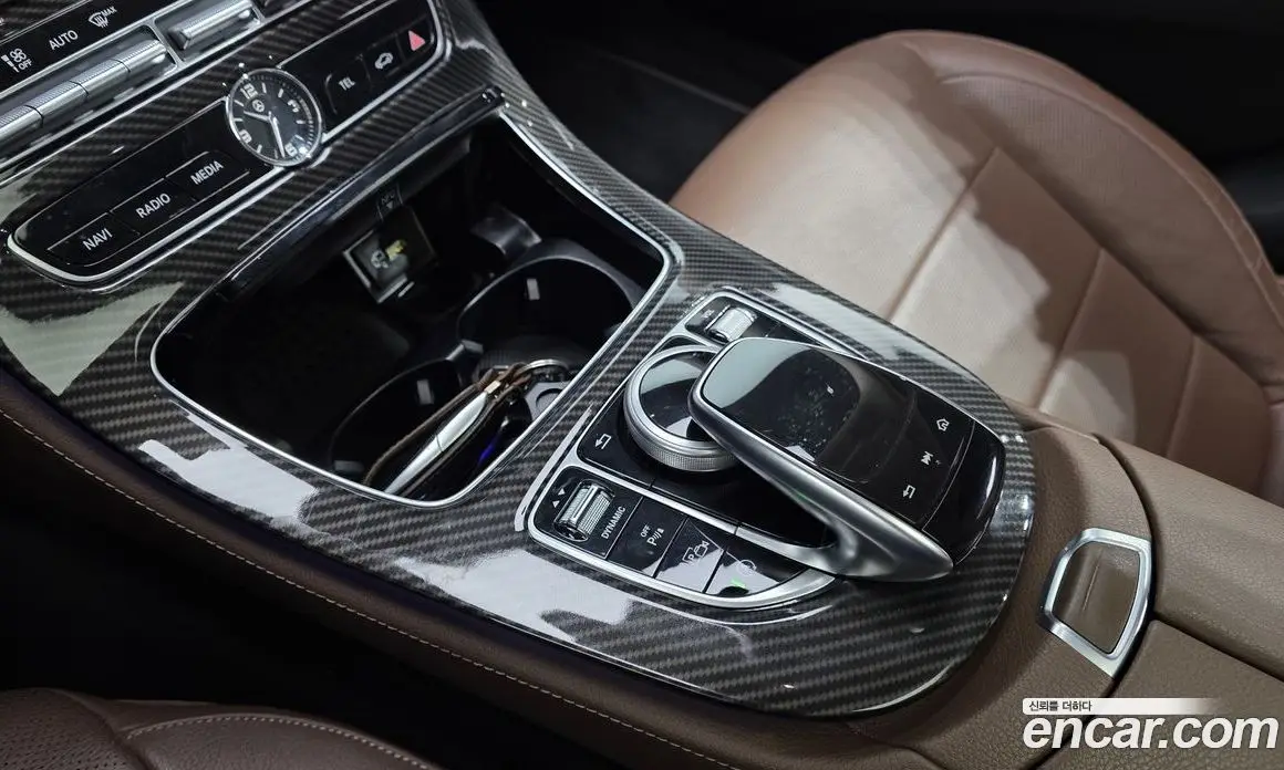 Mercedes-Benz E-Class 2018 2.0 автомат (гидро), фото 25
