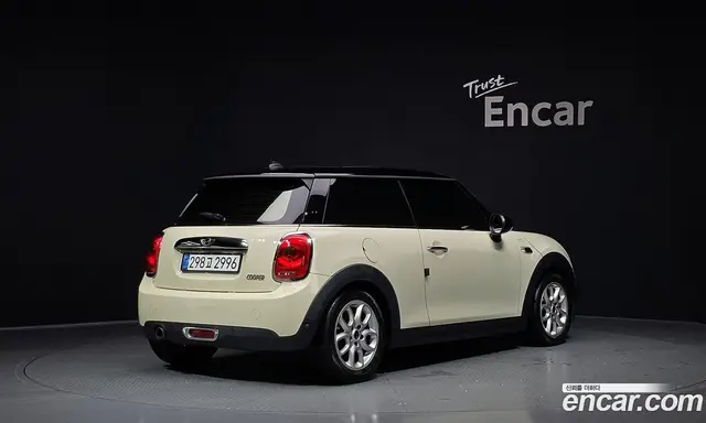 Mini Cooper 2016 1.5 автомат (гидро), миниатюра 2