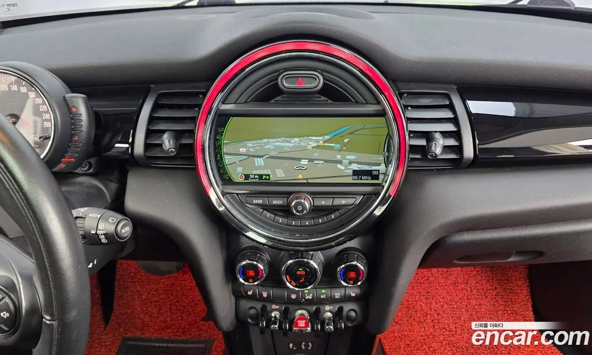 Mini Cooper 2016 1.5 автомат (гидро), фото 14