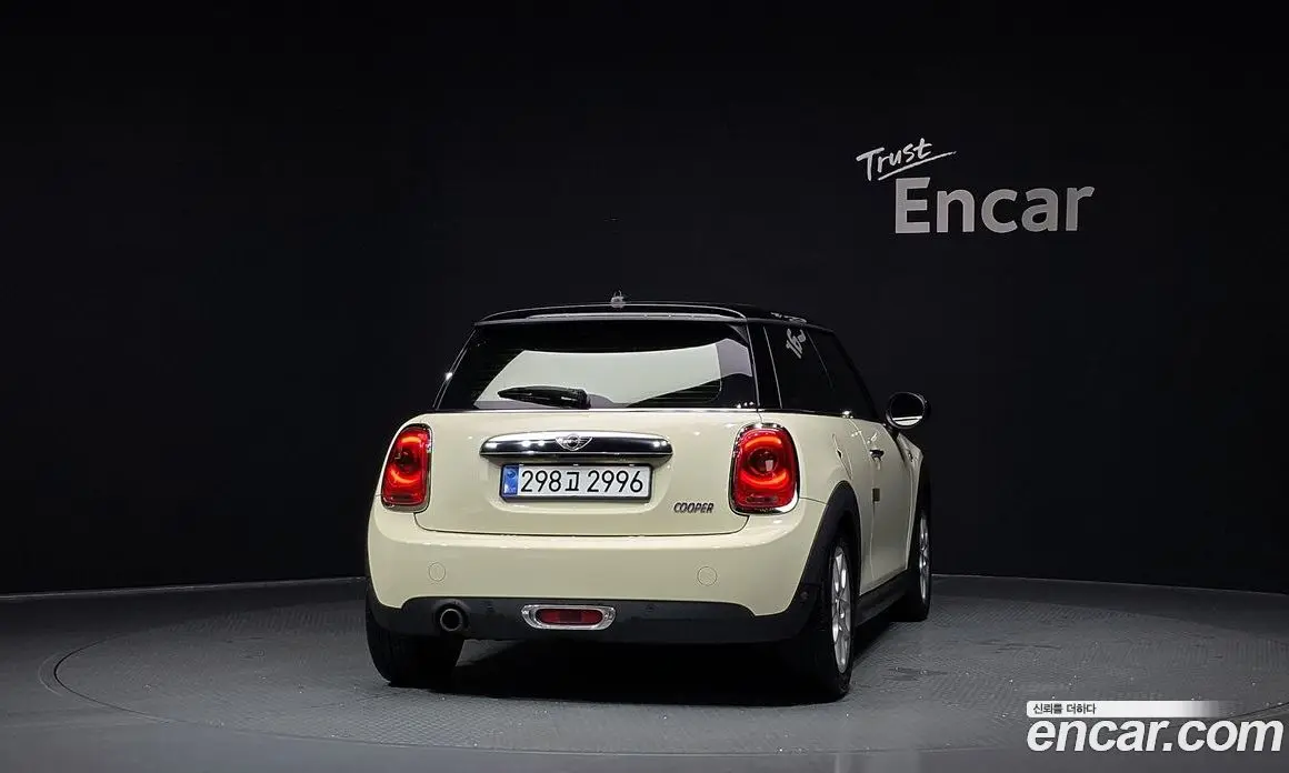 Mini Cooper 2016 1.5 автомат (гидро), фото 4