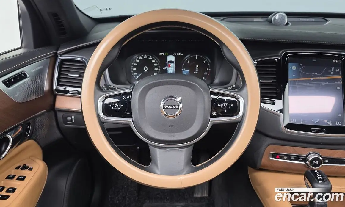 Volvo XC90 2016 2.0 автомат (гидро), фото 14