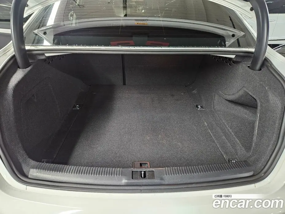 Audi A4 2014 2.0 автомат (гидро), фото 12