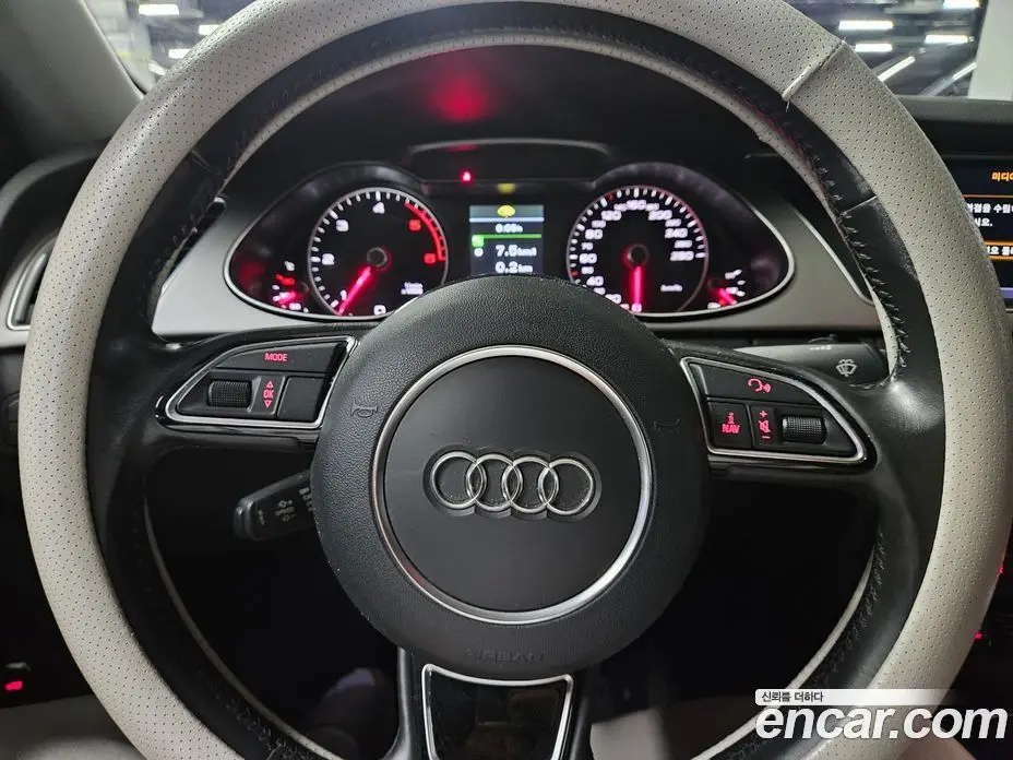 Audi A4 2014 2.0 автомат (гидро), фото 6