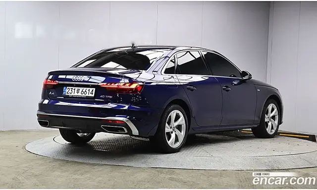 Audi A4 2021 2.0 автомат (гидро), миниатюра 4