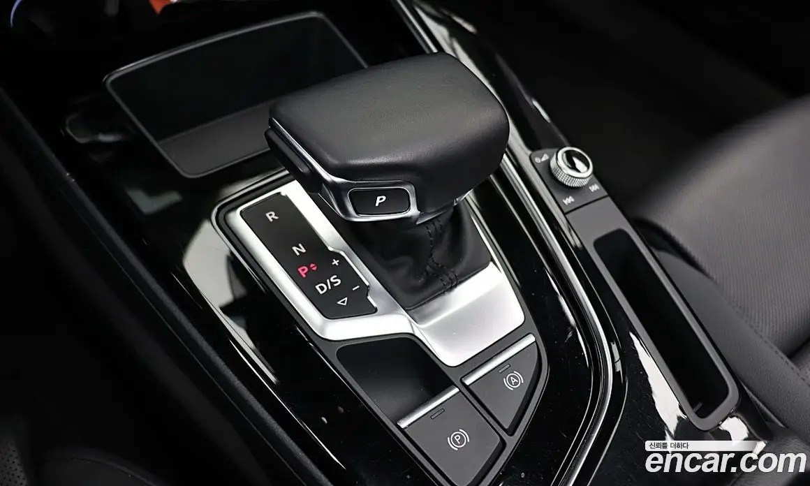 Audi A4 2021 2.0 автомат (гидро), фото 9