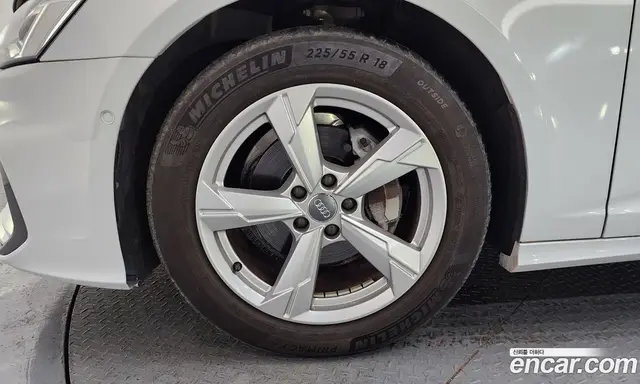 Audi A6 2021 2.0 автомат (гидро), миниатюра 5