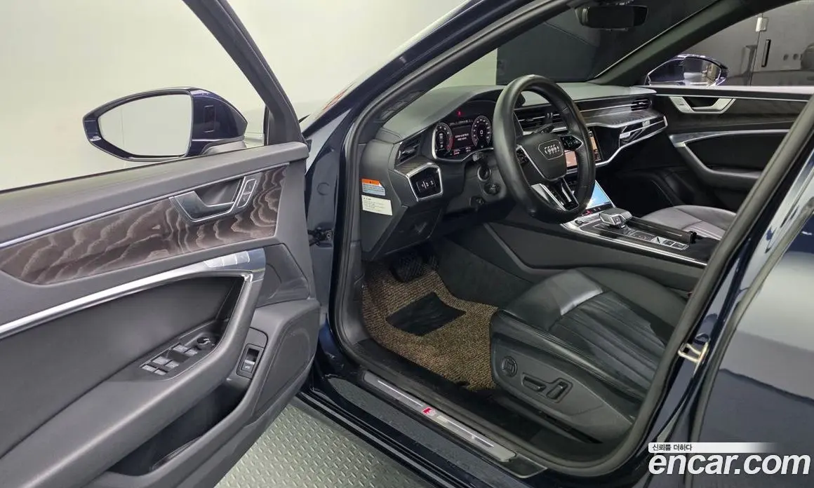 Audi A6 2021 2.0 автомат (гидро), фото 13