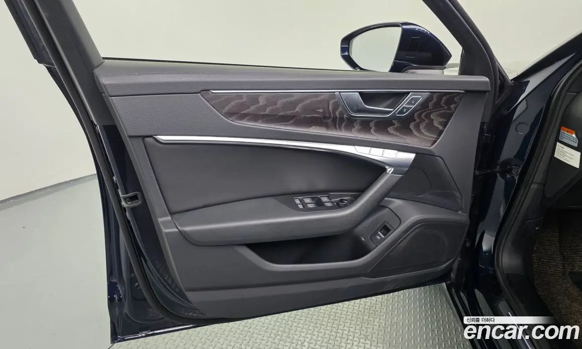 Audi A6 2021 2.0 автомат (гидро), фото 14