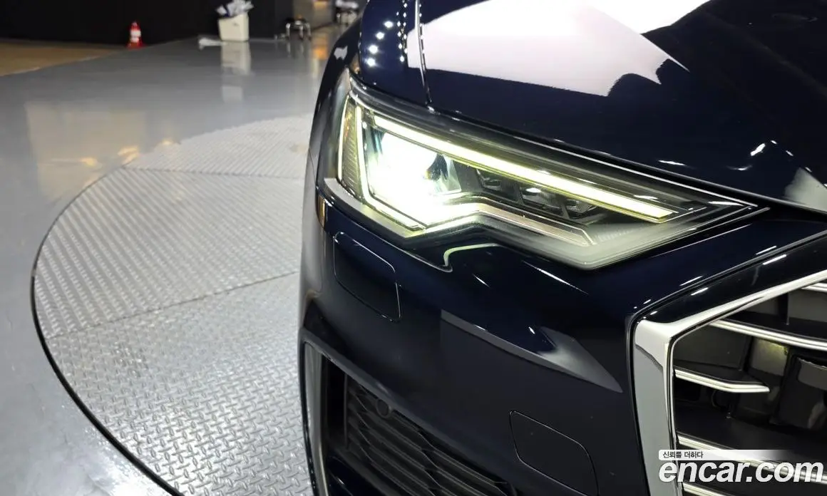 Audi A6 2021 2.0 автомат (гидро), фото 8