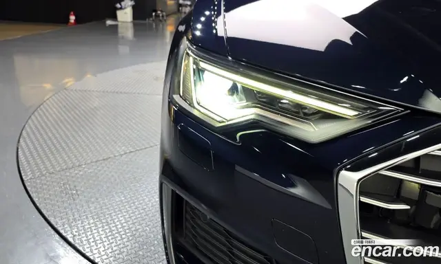 Audi A6 2021 2.0 автомат (гидро), миниатюра 8