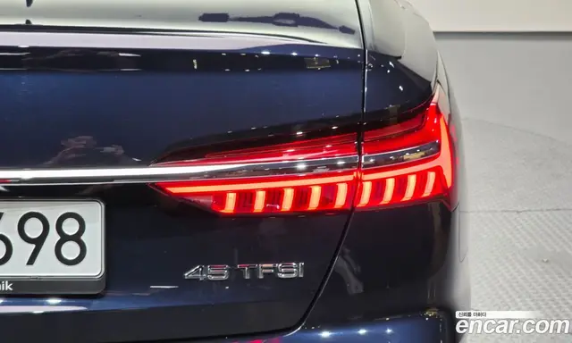 Audi A6 2021 2.0 автомат (гидро), миниатюра 9