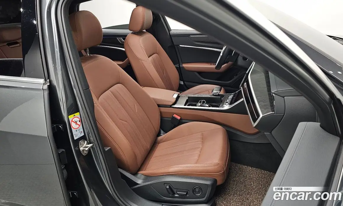 Audi A6 2023 2.0 автомат (гидро), фото 15