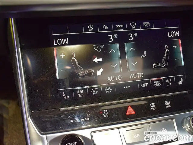 Audi A6 2023 2.0 автомат (гидро), миниатюра 12
