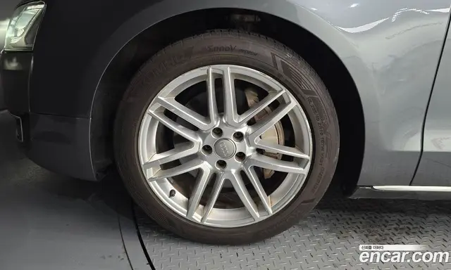 Audi A8 2014 3.0 автомат (гидро), миниатюра 5