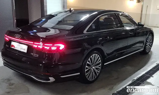 Audi A8 2023 3.0 автомат (гидро), миниатюра 2