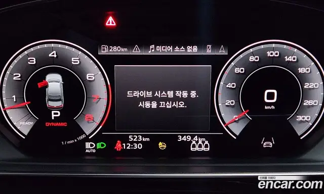 Audi A8 2023 3.0 автомат (гидро), миниатюра 5