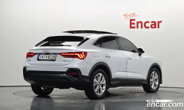 Audi Q3 2020 2.0 автомат (гидро), миниатюра 2