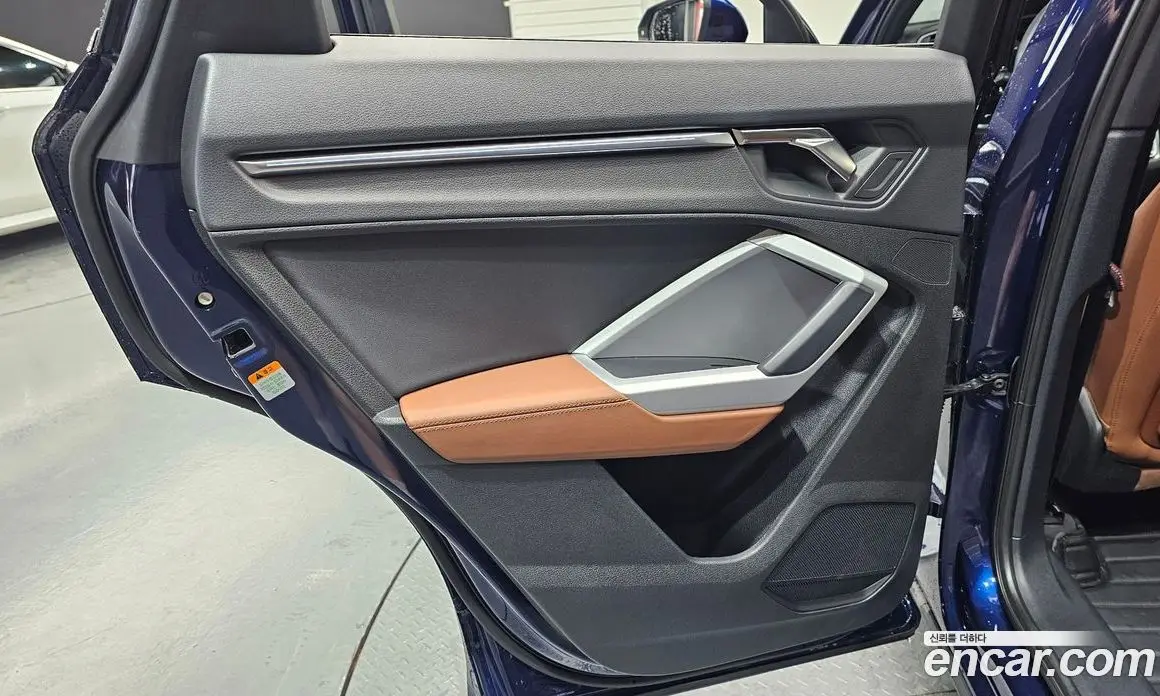 Audi Q3 2023 2.0 автомат (гидро), фото 14