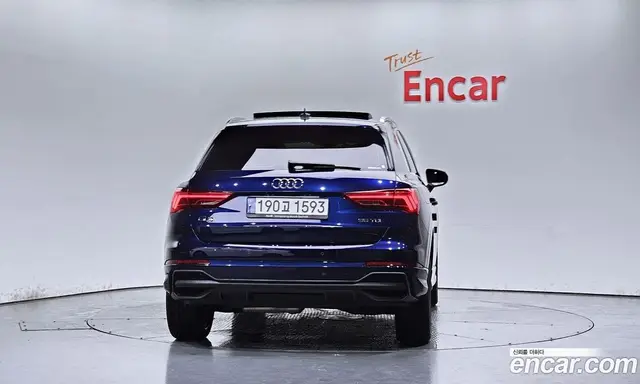 Audi Q3 2023 2.0 автомат (гидро), миниатюра 3