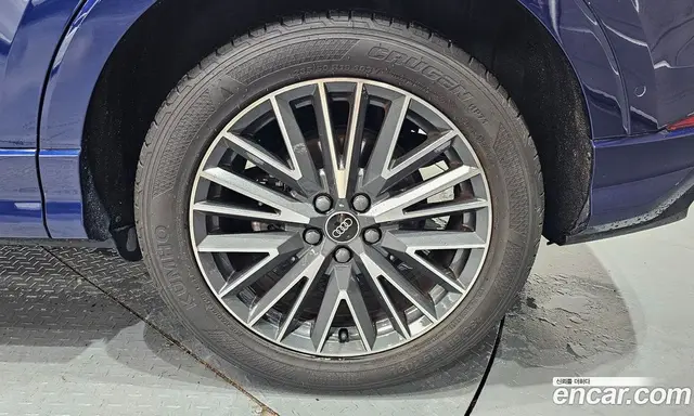 Audi Q3 2023 2.0 автомат (гидро), миниатюра 6