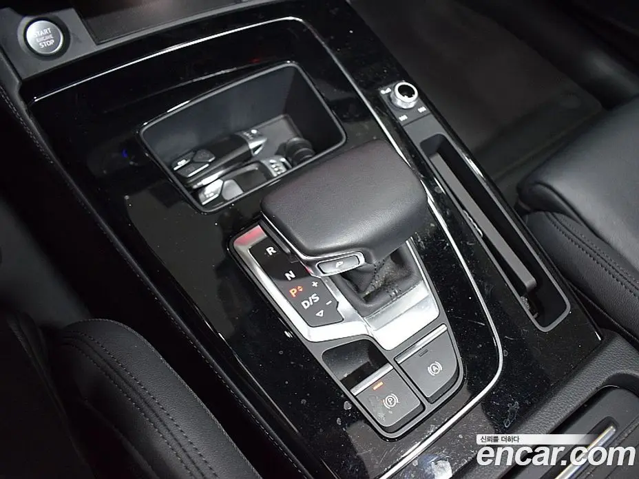 Audi Q5 2021 2.0 автомат (гидро), фото 14