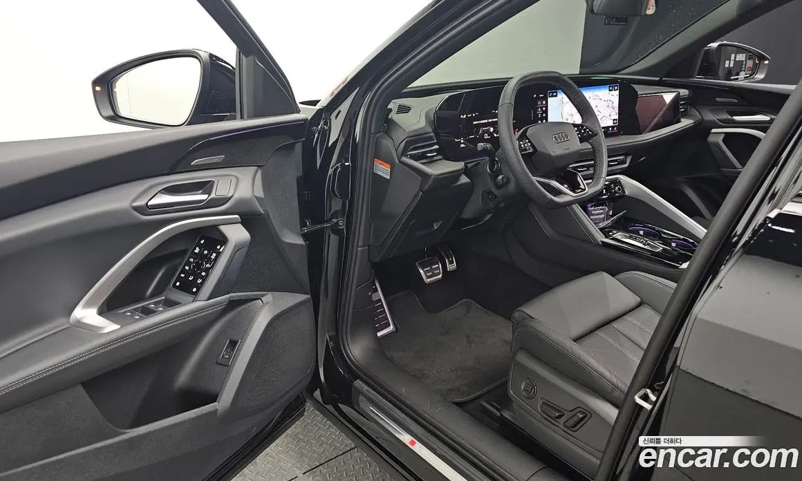 Audi Q5 2025 2.0 автомат (гидро), фото 17