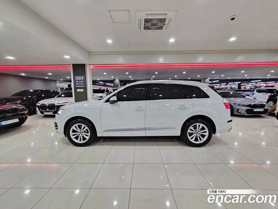 Audi Q7 2019 2.0 автомат (гидро), фото 19