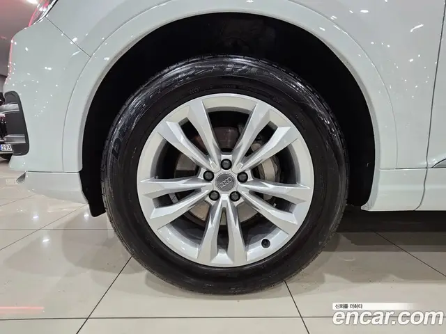 Audi Q7 2019 2.0 автомат (гидро), миниатюра 5