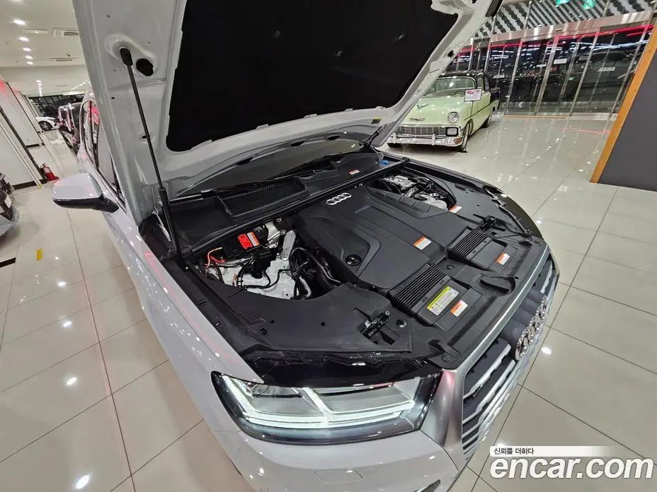 Audi Q7 2019 2.0 автомат (гидро), фото 6