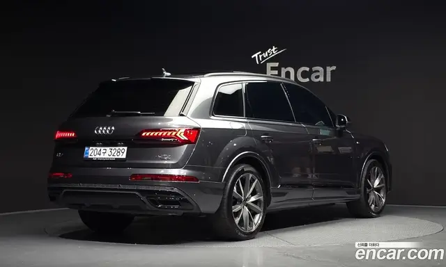 Audi Q7 2023 3.0 автомат (гидро), миниатюра 2