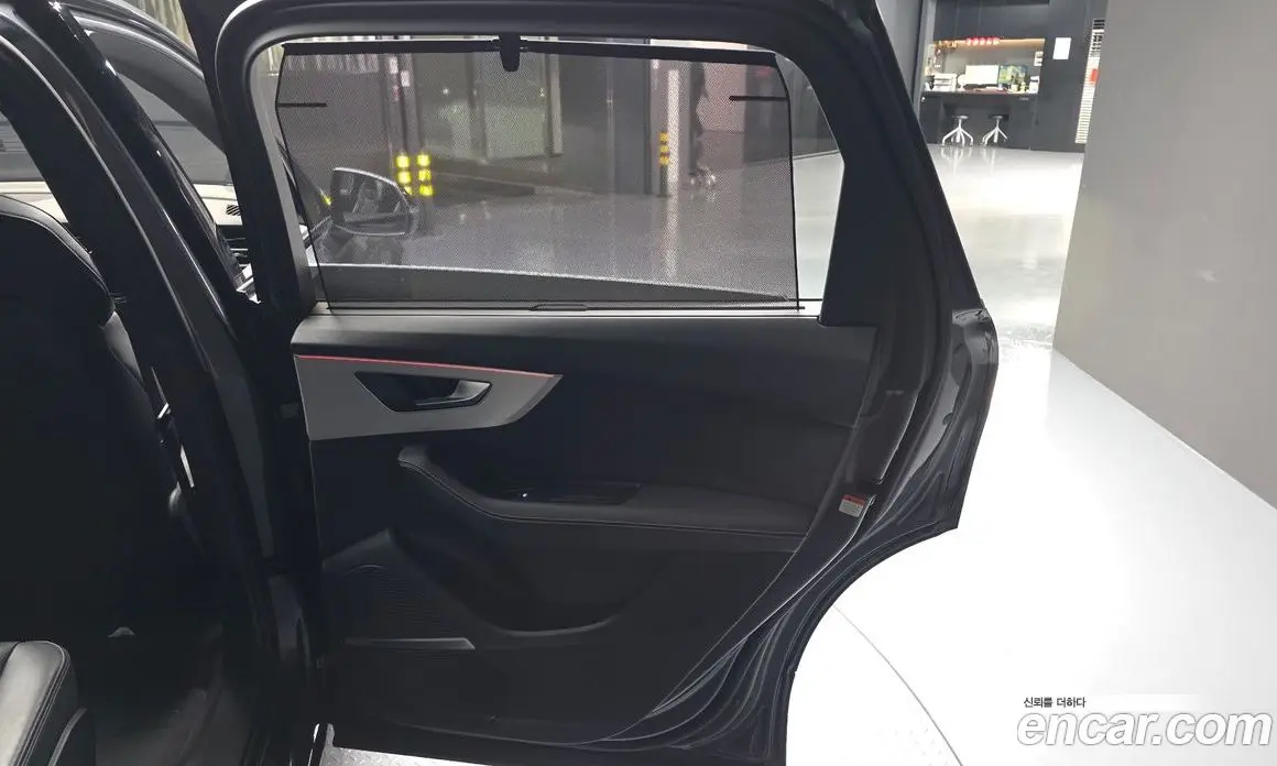 Audi Q7 2023 3.0 автомат (гидро), фото 15