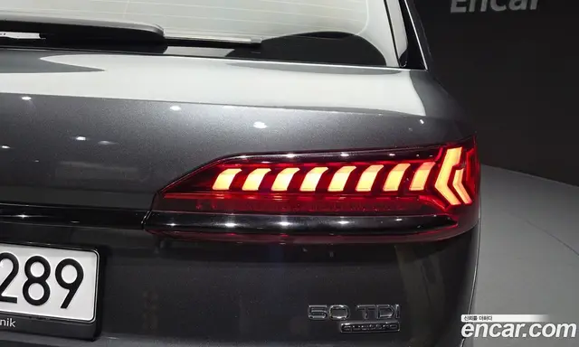 Audi Q7 2023 3.0 автомат (гидро), миниатюра 9