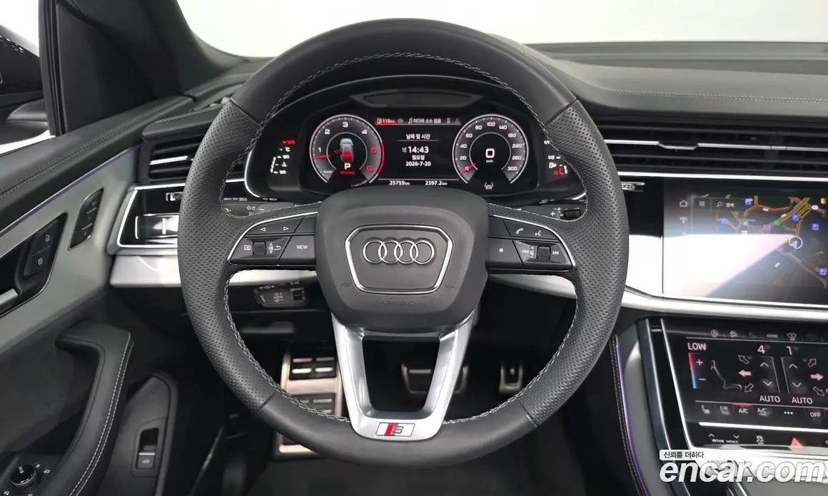Audi Q8 2023 3.0 автомат (гидро), фото 13