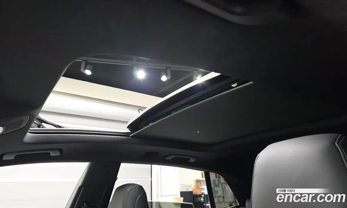 Audi Q8 2023 3.0 автомат (гидро), фото 19