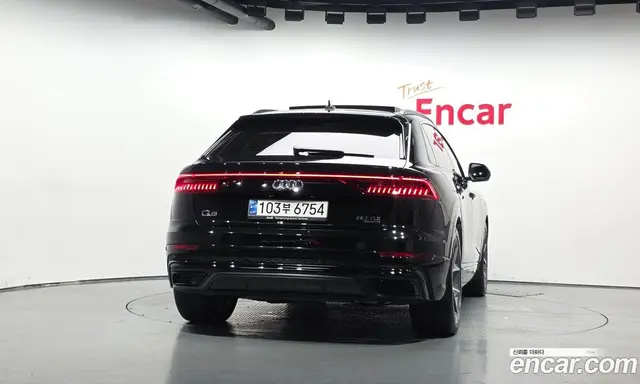 Audi Q8 2023 3.0 автомат (гидро), миниатюра 4