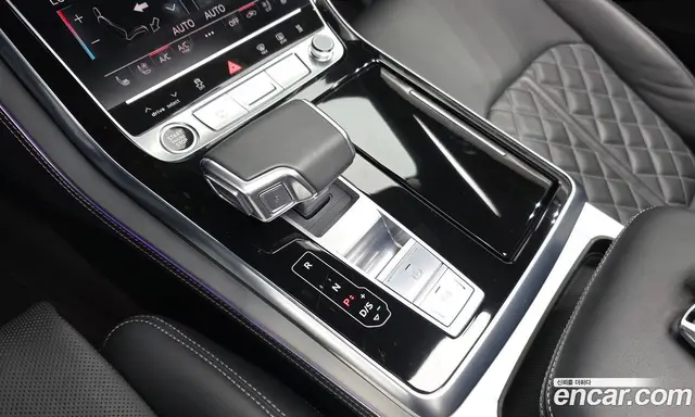 Audi Q8 2023 3.0 автомат (гидро), миниатюра 9