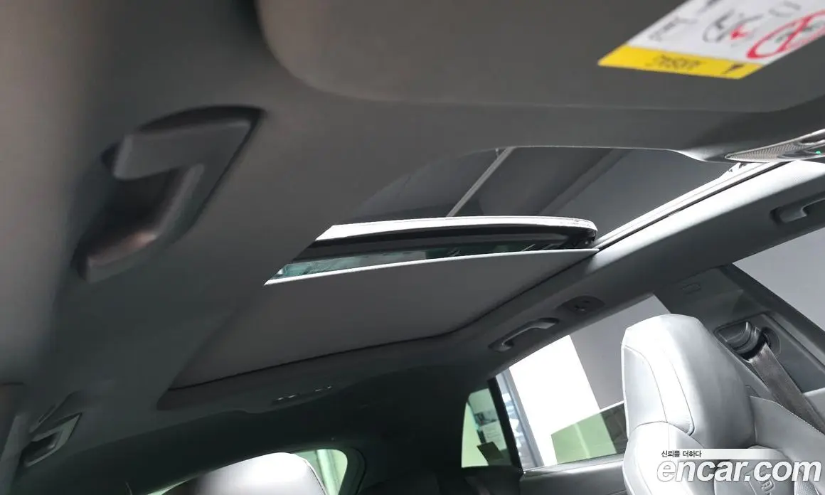 Audi Q8 2023 3.0 автомат (гидро), фото 24
