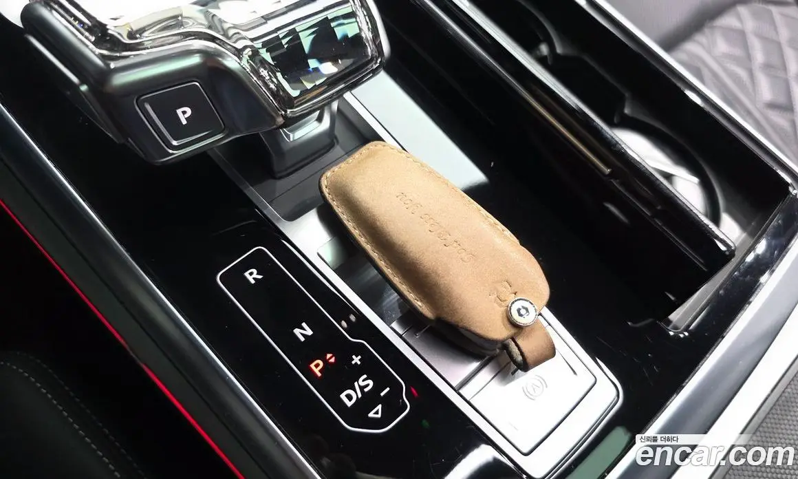 Audi Q8 2023 3.0 автомат (гидро), фото 27