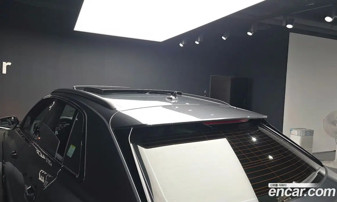 Audi Q8 2023 3.0 автомат (гидро), фото 40