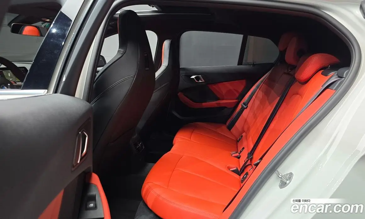 BMW 1 серия 2023 2.0 автомат (гидро), фото 18